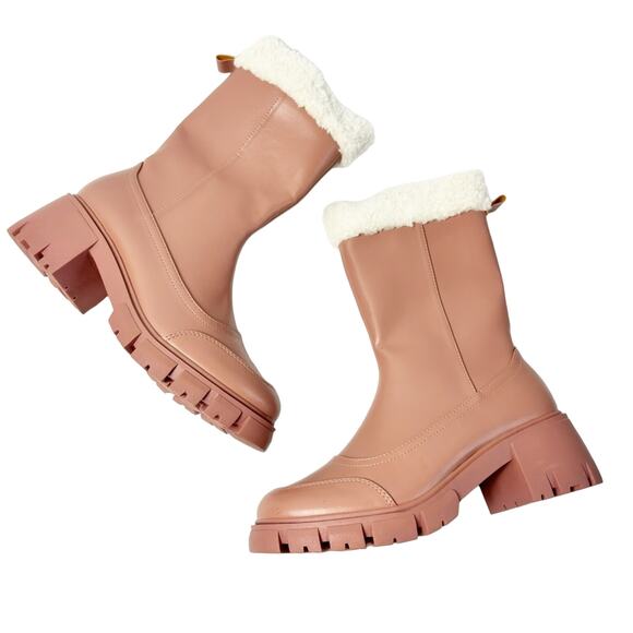 CAPE ROBBIN WIATT WOMEN SHERPA FAUX FUR BOOTS SIZE 8 NEW WITHOUT BOX - Picture 1 of 7